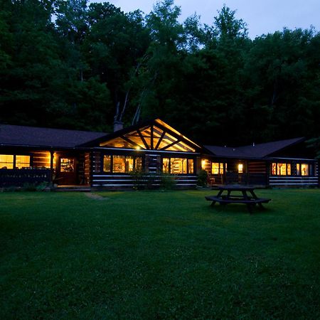 Creekwalk Inn Bed And Breakfast With Cabins Cosby Exterior foto
