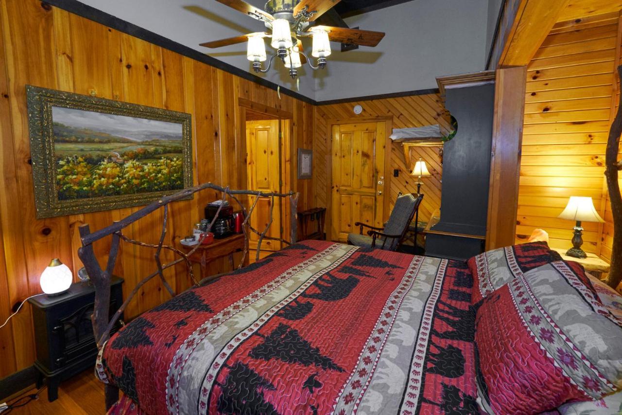Creekwalk Inn Bed And Breakfast With Cabins Cosby Exterior foto
