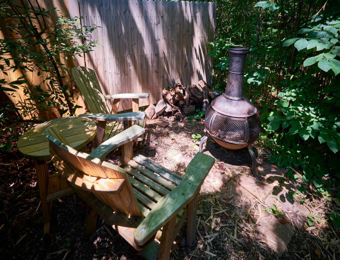 Creekwalk Inn Bed And Breakfast With Cabins Cosby Exterior foto